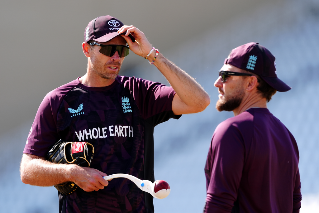 Brendon McCullum is unaffected by England pressure – Tim Southee