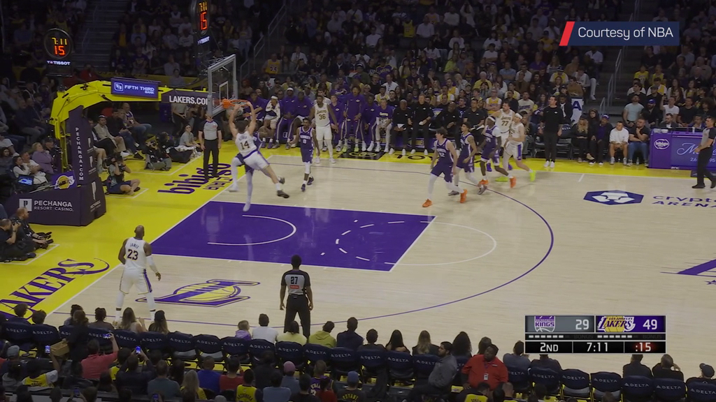 Doncic dime leads to huge Kleber slam