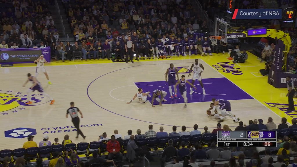 LeBron at his best as the Lakers dominate the Kings