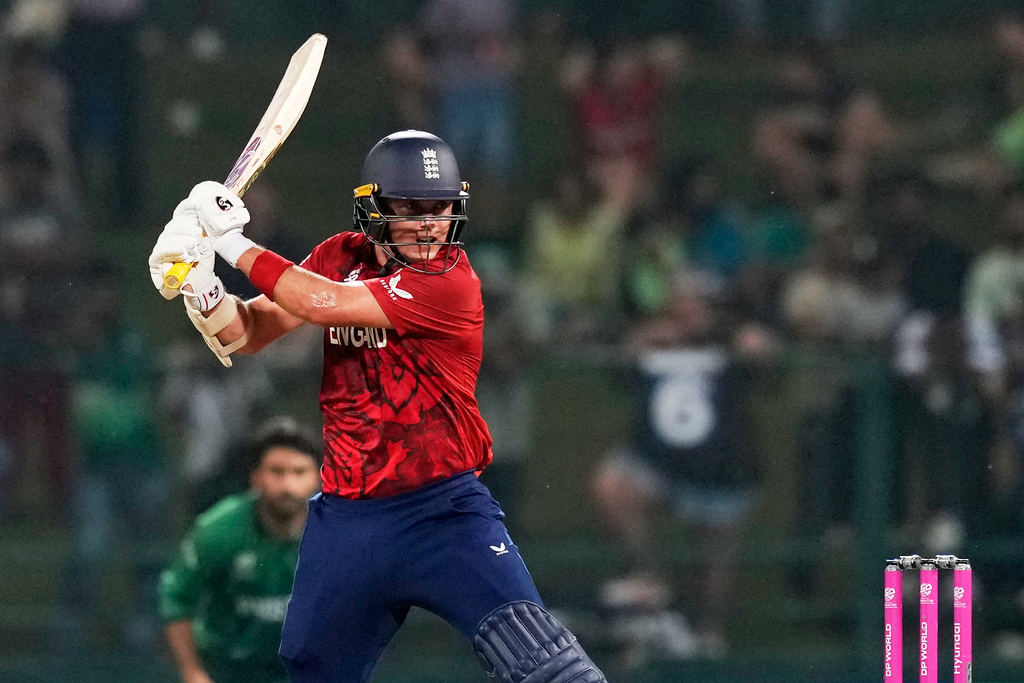 Sam Curran insists England are ‘not fearing anything’ when they take on India